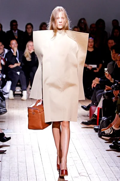 Look 31